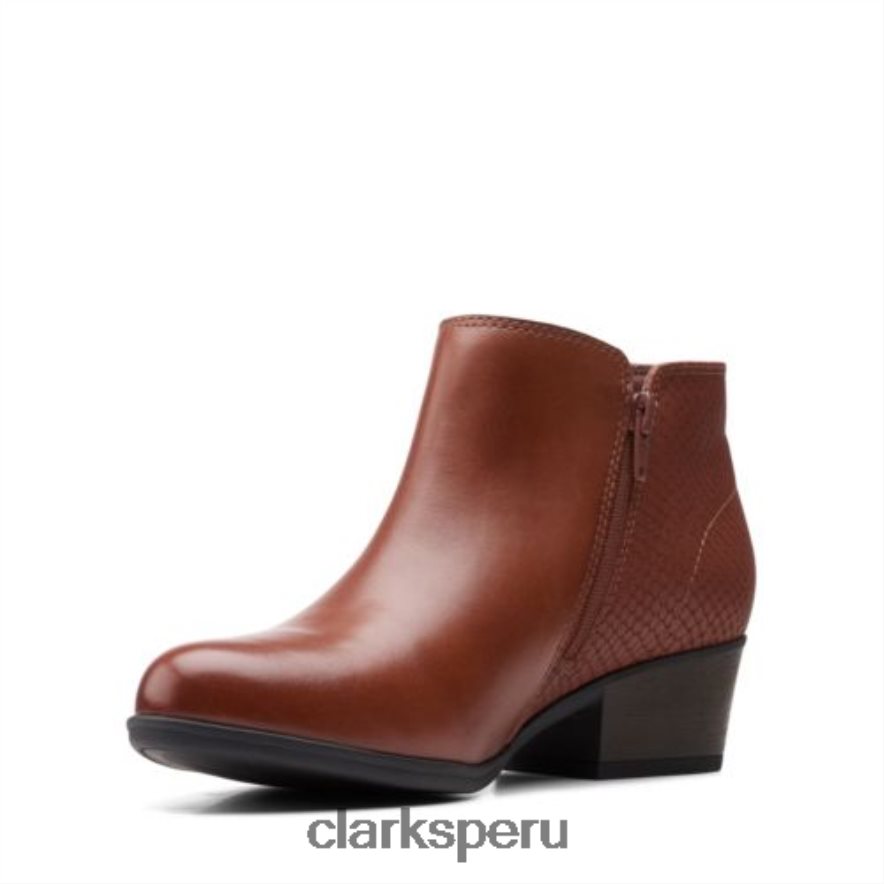 adreena esperanza clarks mahoga ny unisexo Clarks 40N4LX4143 caoba