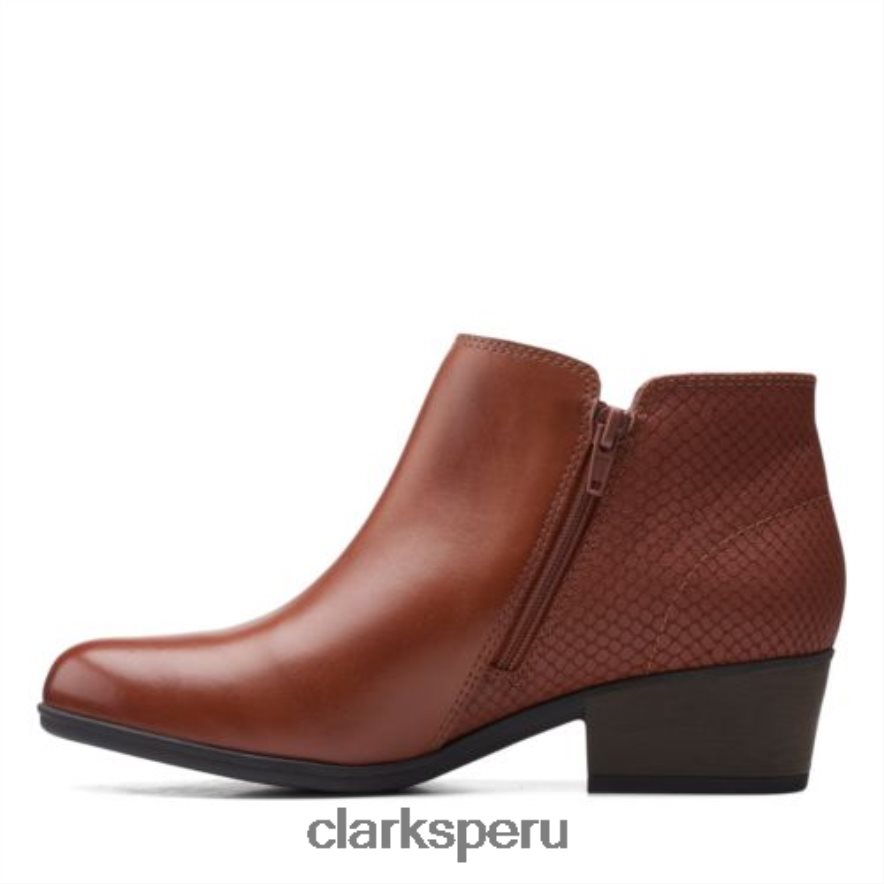 adreena esperanza clarks mahoga ny unisexo Clarks 40N4LX4143 caoba