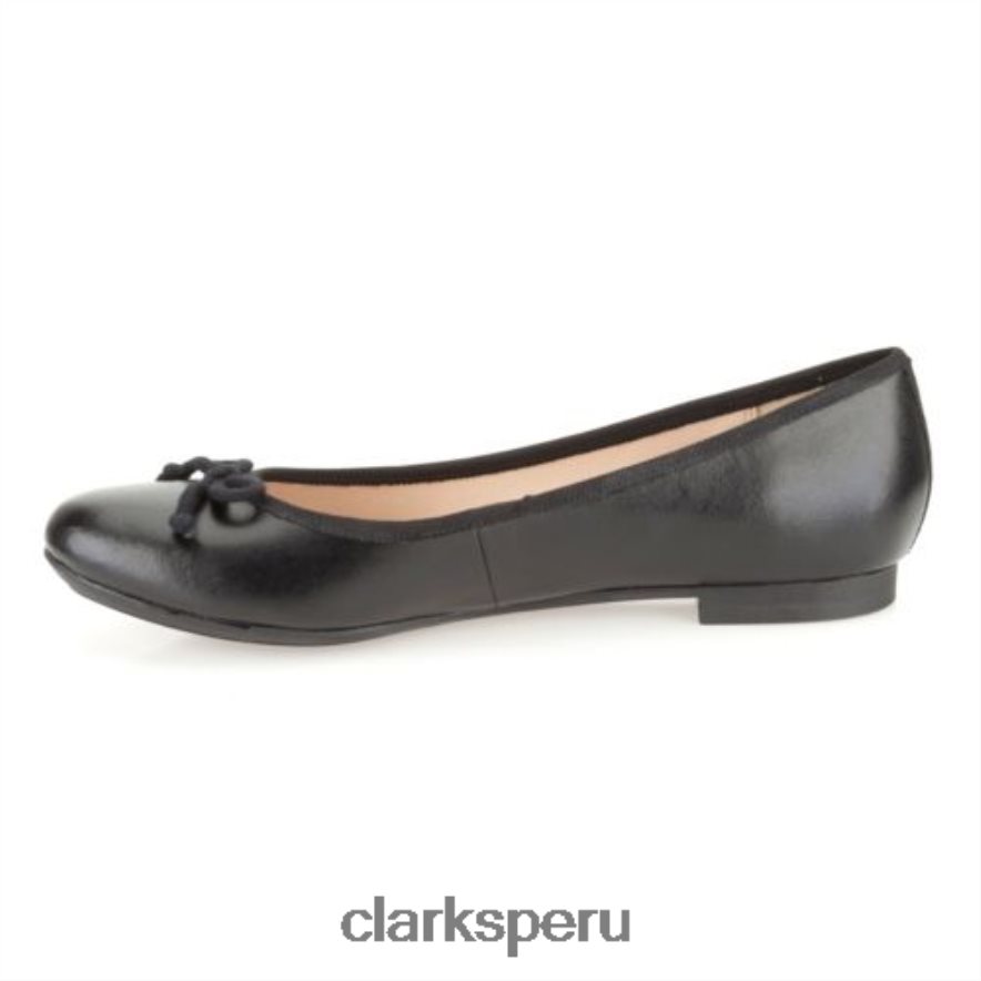 paseo en carrusel clarks de cuero negro unisexo Clarks 40N4LX4083 cuero negro