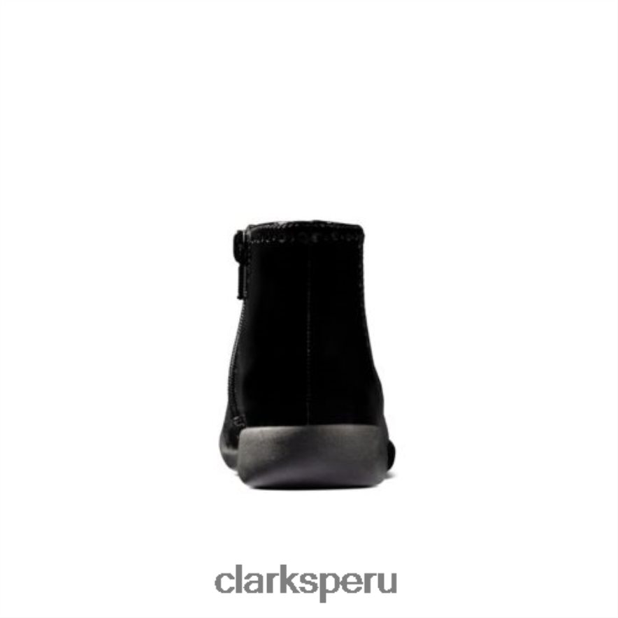 grabar forma inf g fit clarks patente negra unisexo Clarks 40N4LX4583 charol negro
