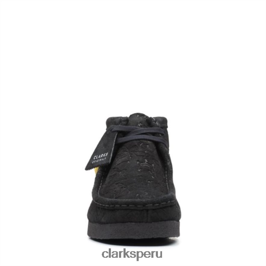 Bota clarks wallabee negra con relieve negro con relieve hombres Clarks 40N4LX5704 negro en relieve