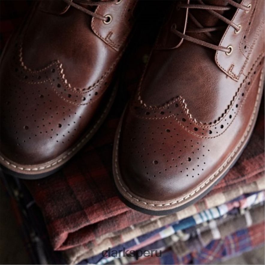 Batcombe Lord de cuero tostado oscuro Clarks de cuero tostado oscuro hombres Clarks 40N4LX5660 cuero bronceado oscuro