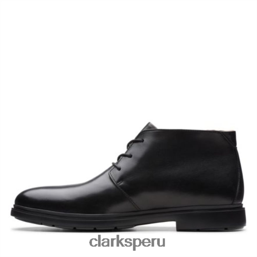 clarks de cuero negro medio un sastre hombres Clarks 40N4LX4374 cuero negro