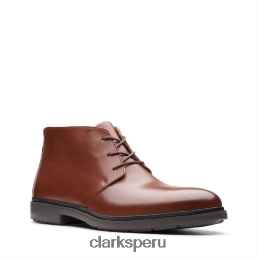 clarks de cuero tostado un sastre mid hombres Clarks 40N4LX4347 cuero marrón