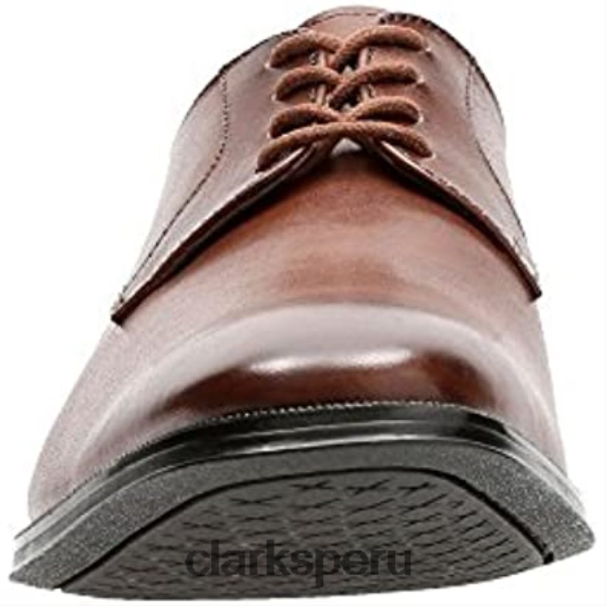 Zapatos derby anchos de cuero con cordones en marrón Gilman Mode de Clarks para hombre hombres Clarks 40N4LX1025 marrón