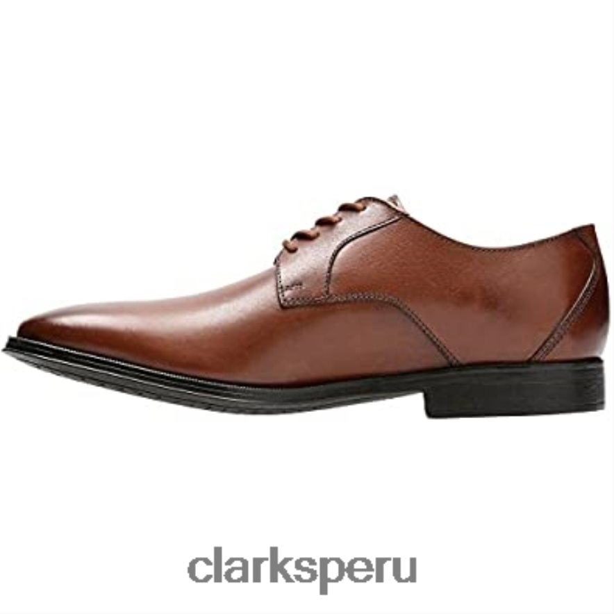 Zapatos derby anchos de cuero con cordones en marrón Gilman Mode de Clarks para hombre hombres Clarks 40N4LX1025 marrón