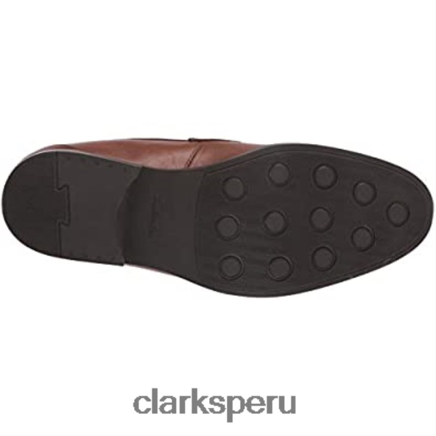 Mocasines Clarks Whiddon para hombre de piel color canela oscuro. hombres Clarks 40N4LX1610 cuero bronceado oscuro