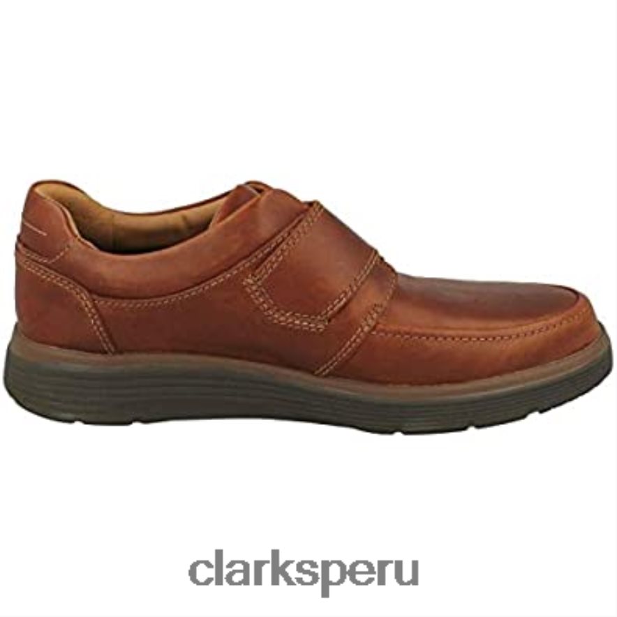 mocasines con correa un abode para hombre de cuero marrón oscuro oscuro clarks hombres Clarks 40N4LX1180 cuero marrón oscuro