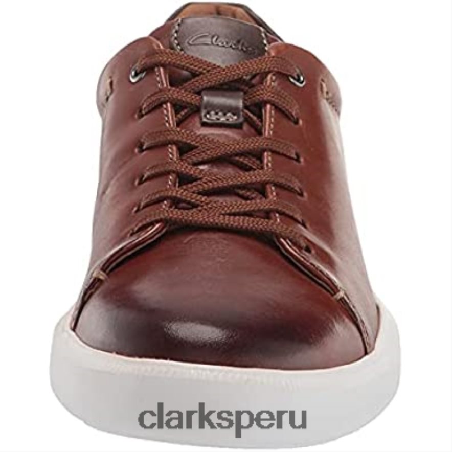 Zapatilla Clarks Cambro Low para hombre de piel color canela oscuro. hombres Clarks 40N4LX1474 cuero bronceado oscuro