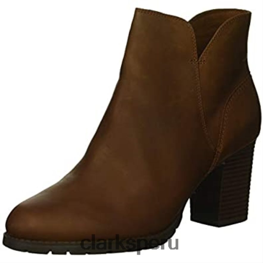 Bota de moda Clarks Verona Trish de cuero color canela oscuro para mujer mujer Clarks 40N4LX2216 cuero bronceado oscuro