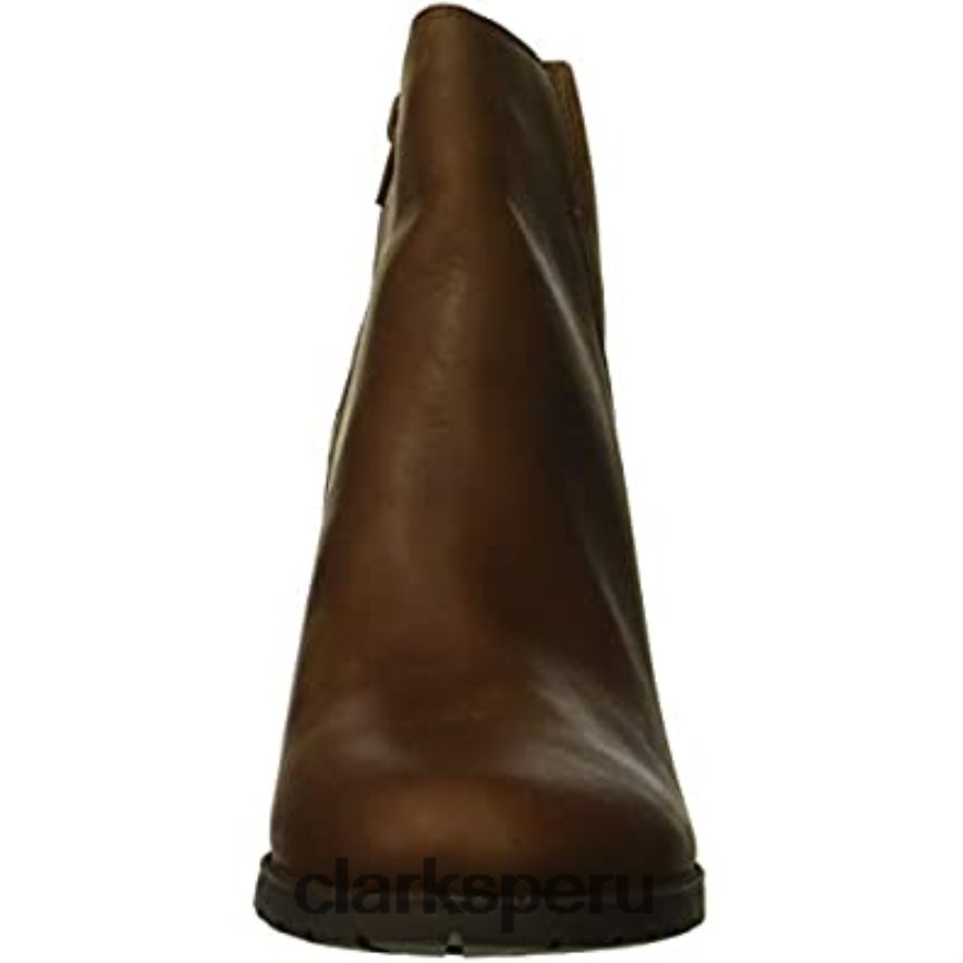 Bota de moda Clarks Verona Trish de cuero color canela oscuro para mujer mujer Clarks 40N4LX2216 cuero bronceado oscuro