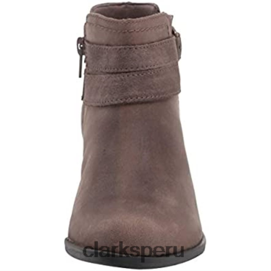 Botín clarks adreena show de mujer de piel color topo oscuro mujer Clarks 40N4LX2874 cuero color topo oscuro