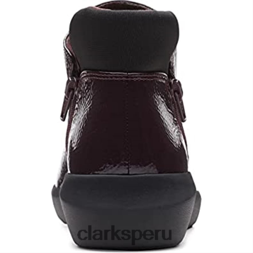Botín medio clarks kayleigh de charol burdeos para mujer mujer Clarks 40N4LX768