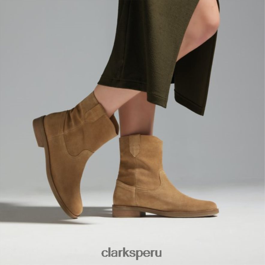 clarks memi mid tan ante marrón mujer Clarks 40N4LX6440 gamuza color canela