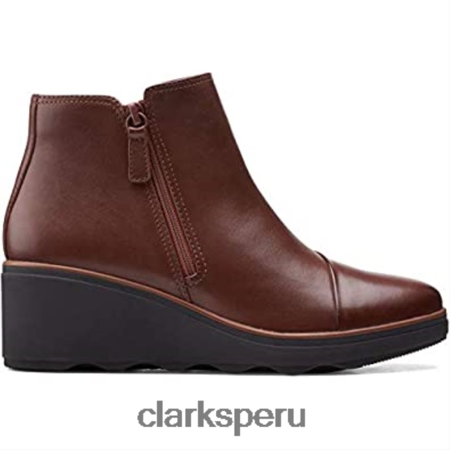 botas clarks mahoga ny de cuero para mujer mazy eastham charol negro mujer Clarks 40N4LX1201 cuero caoba