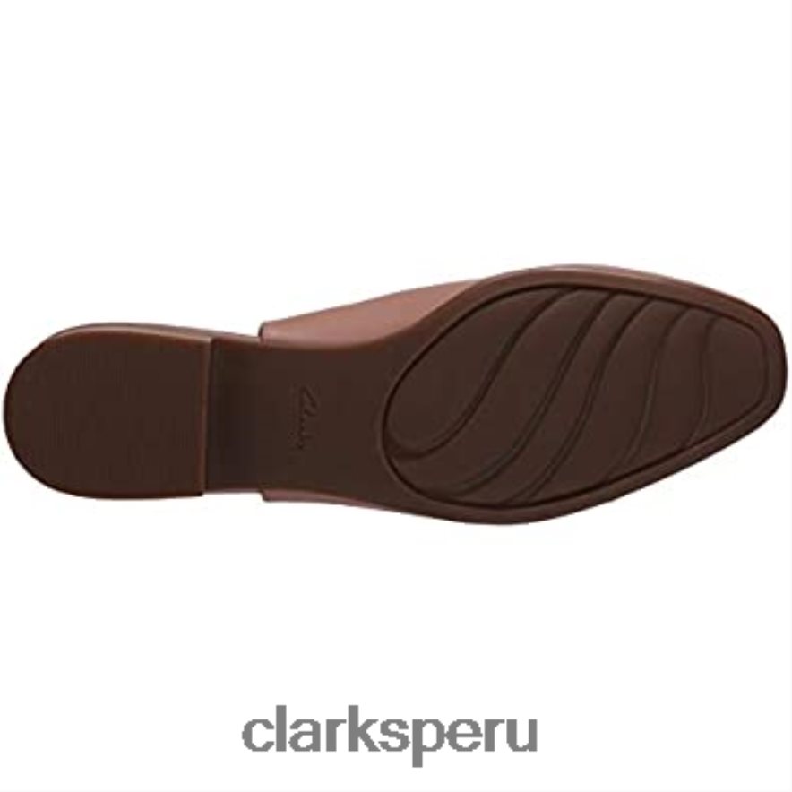 mocasines clarks juliet pull para mujer de piel praliné mujer Clarks 40N4LX1039