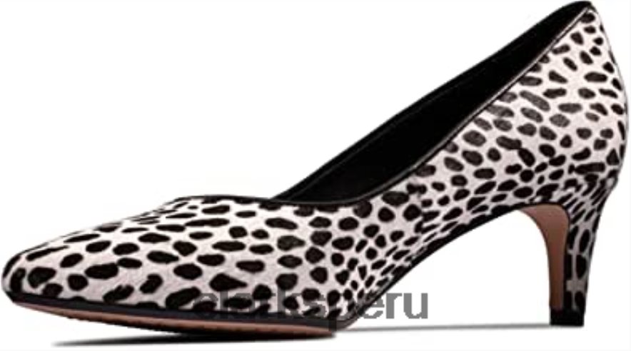 Zapatos anchos de mujer clarks laina 55 court2 con estampado animal mujer Clarks 40N4LX1608 Huella animal