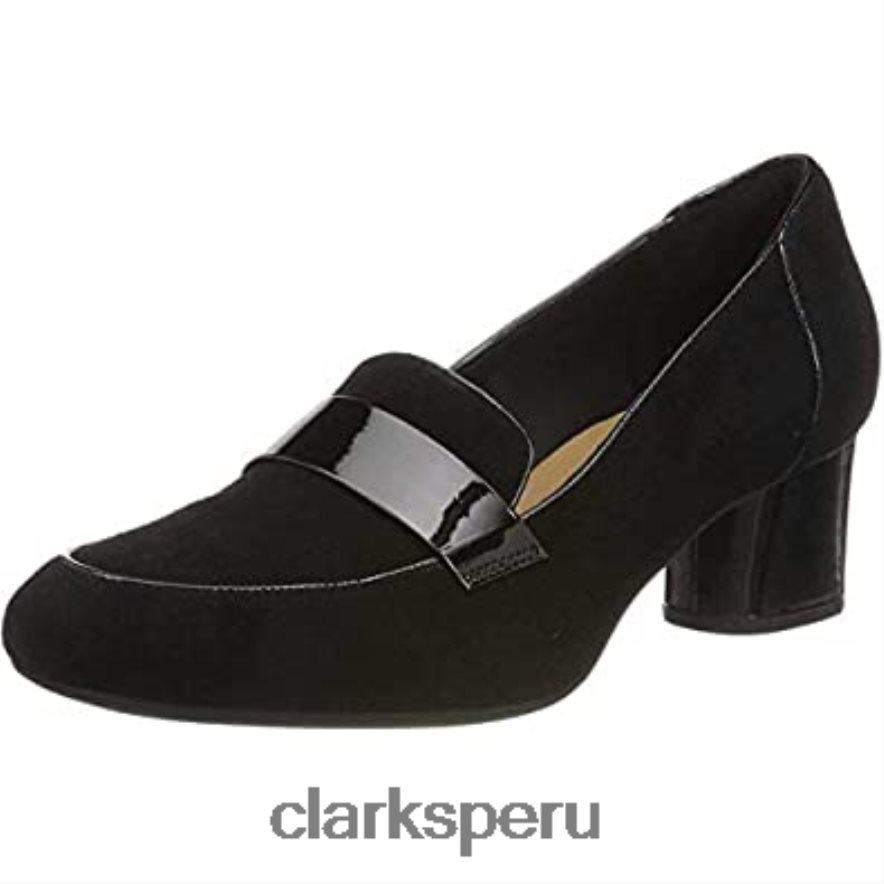 zapatos de tacón cerrados un cosmo way para mujer clarks negro mujer Clarks 40N4LX973