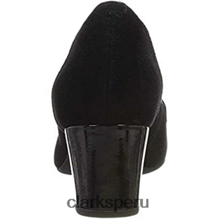 zapatos de tacón cerrados un cosmo way para mujer clarks negro mujer Clarks 40N4LX973