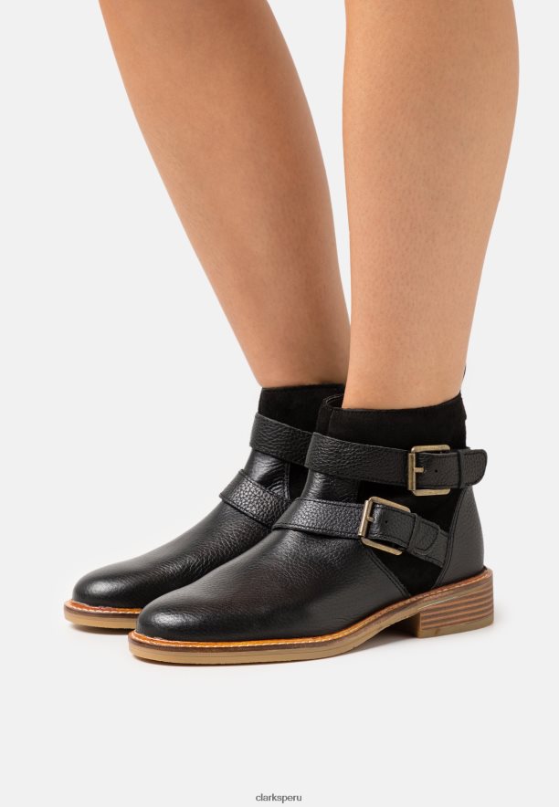 botines clarks colonia con hebilla negros unisexo Clarks 40N4LX7072 negro