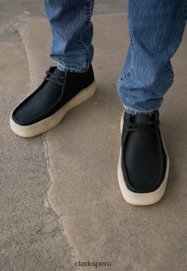 Zapatos informales con cordones en negro Wallabee Cup de Clarks unisexo Clarks 40N4LX7129 negro