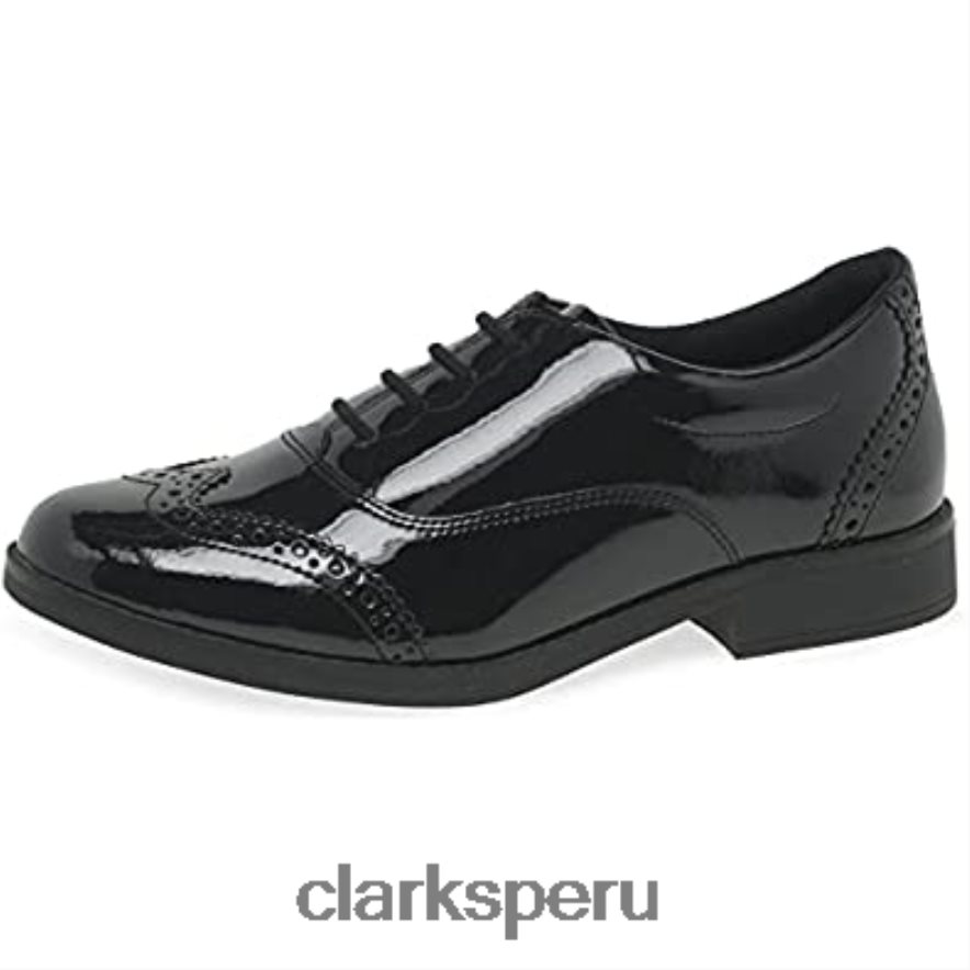 zapatos juveniles de cuero aubrie tap charol negro clarks unisexo Clarks 40N4LX151