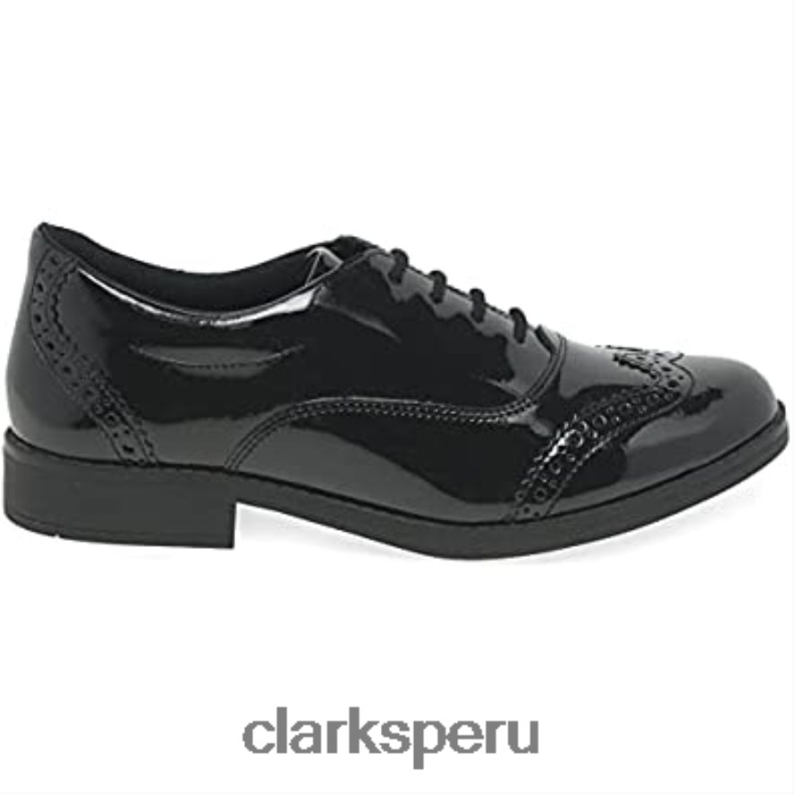 zapatos juveniles de cuero aubrie tap charol negro clarks unisexo Clarks 40N4LX151